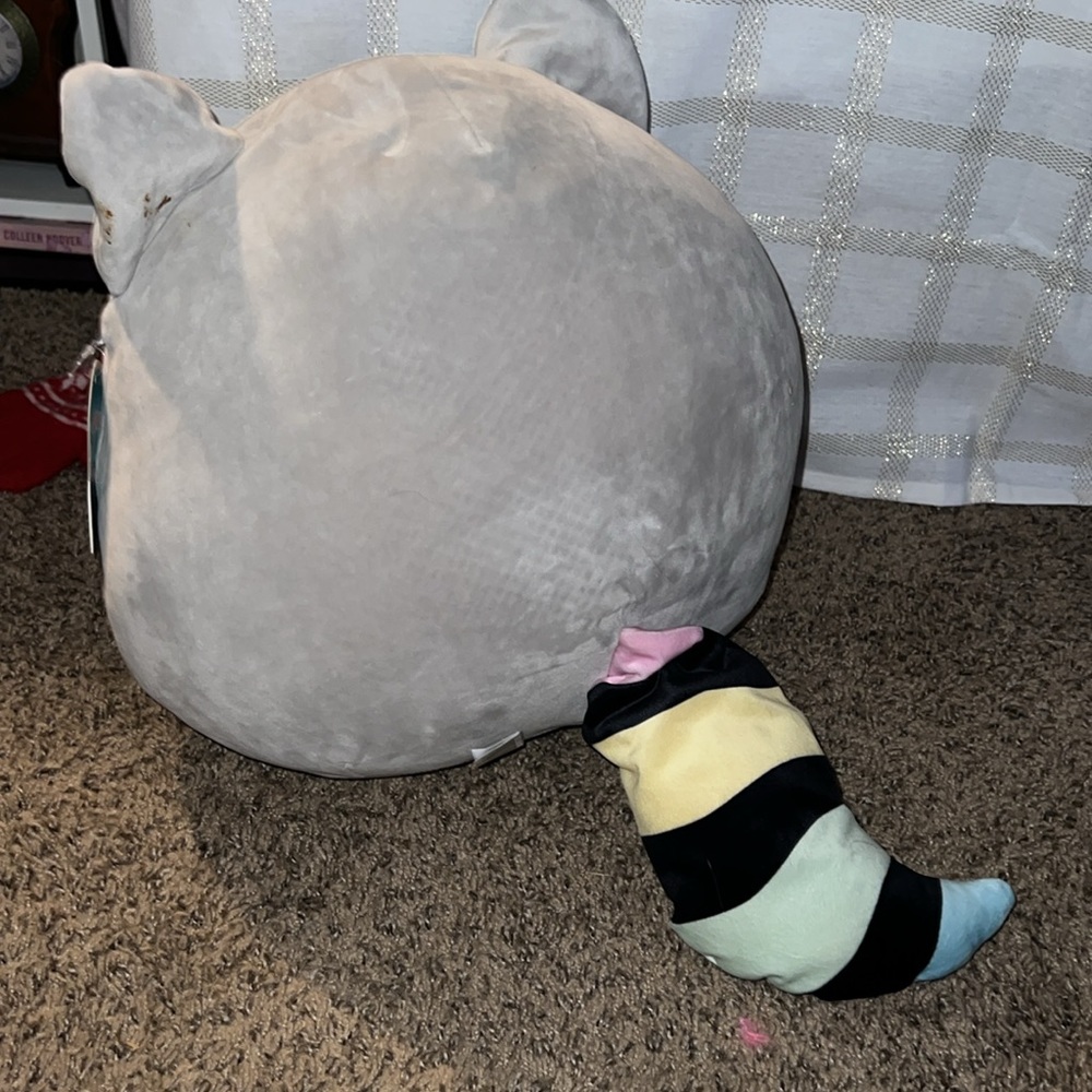 Max the Racoon Squishmallow - Picture 3 of 3